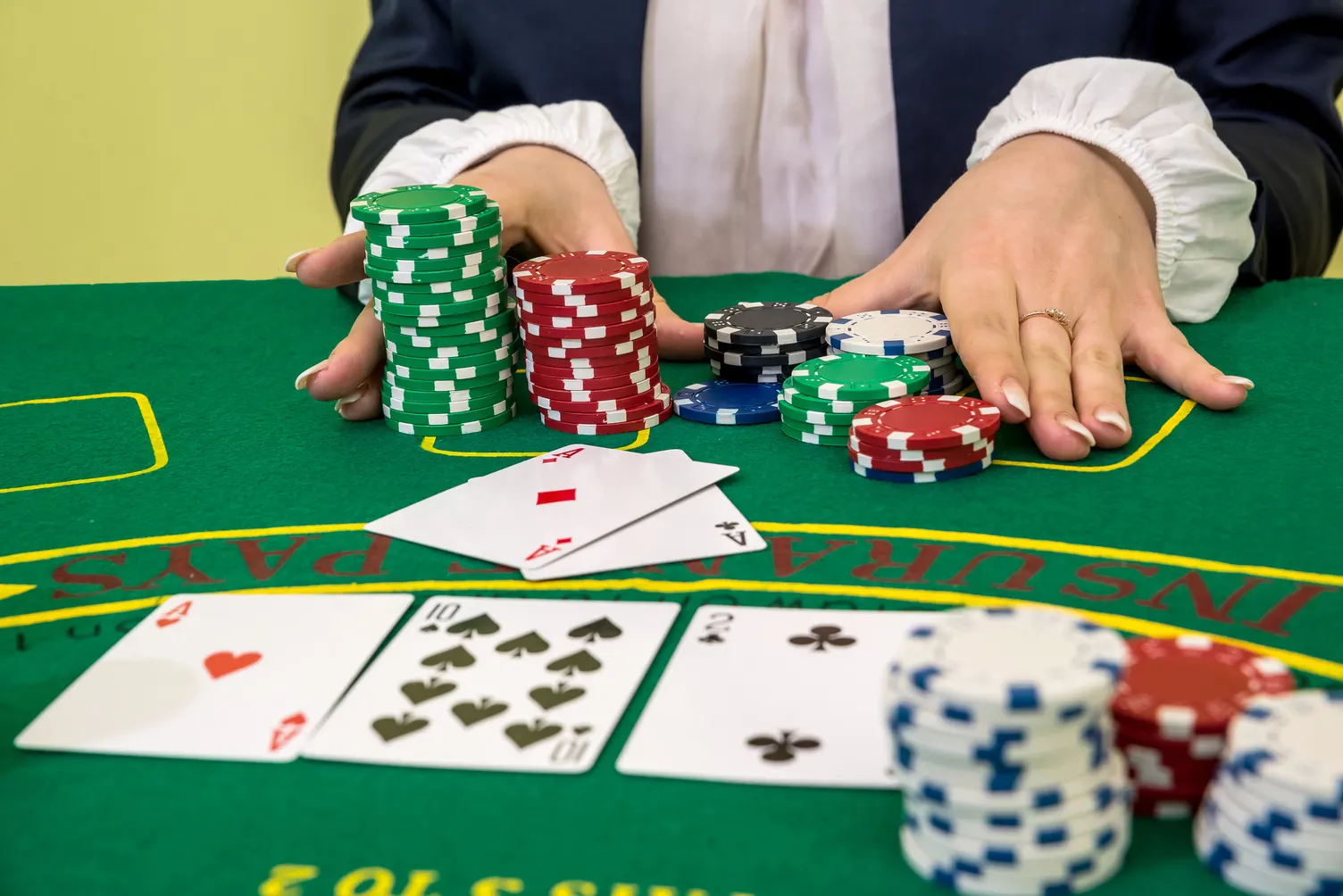 Cách chơi bài Baccarat có xác suất cao: chiến lược khoa học và kỹ năng thực tế