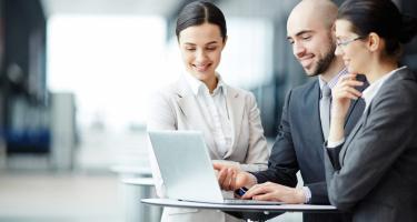 Bí quyết khiến ai cũng thích bạn
