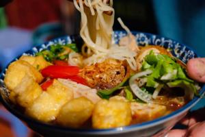 Quán bún riêu ngon nhất Quận Hoàng Mai, Hà Nội