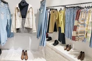 Địa chỉ mua quần áo đẹp nhất Hà Nội