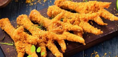 Địa chỉ thưởng thức chân gà rang muối ngon nhất tại Hà Nội