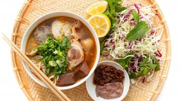Quán bún bò Huế ngon nhất tỉnh Khánh Hòa