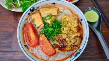 Quán bún riêu ngon nhất Quận Hoàn Kiếm, Hà Nội