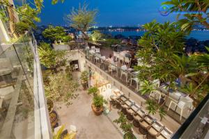 Quán cafe view đẹp nhất Linh Đàm, Hà Nội