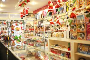 Shop quà lưu niệm giá rẻ nhất ở Đà Nẵng
