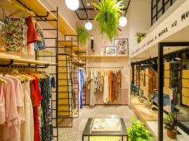 Shop thời trang nữ đẹp nhất phố Hồ Tùng Mậu, Hà Nội