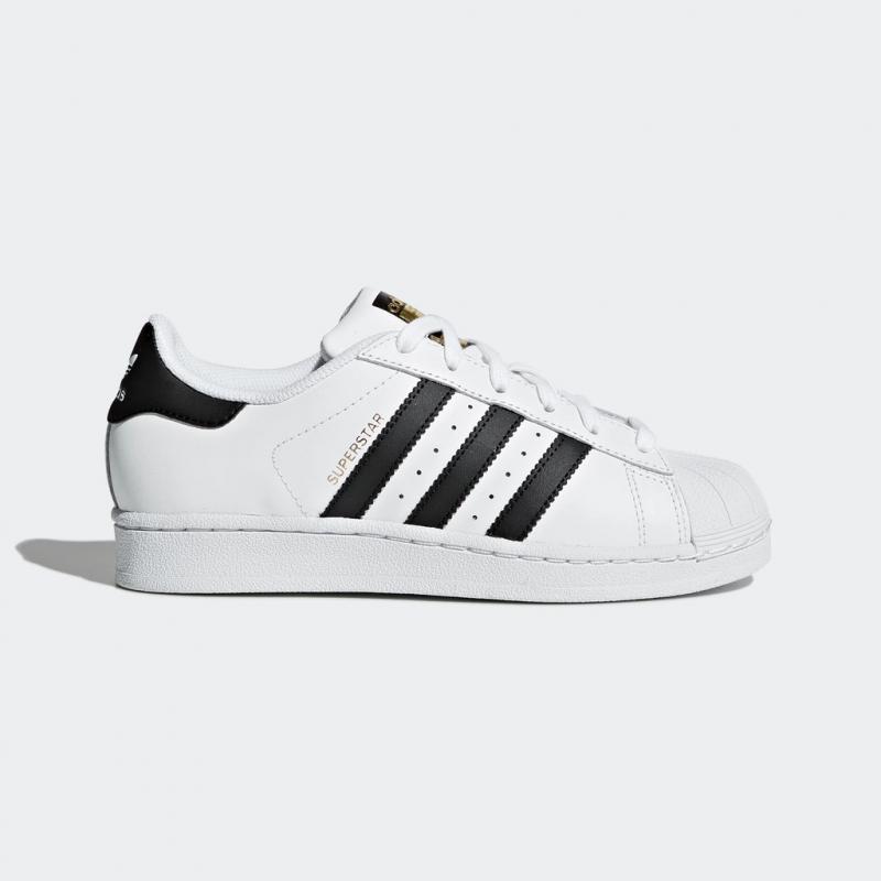 Giày Adidas