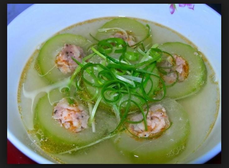 Canh bí xanh tốt cho mùa đông