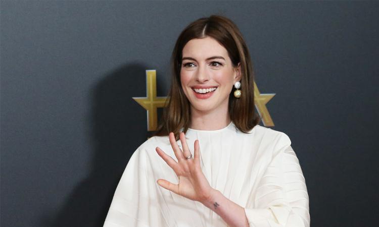 Anne Hathaway