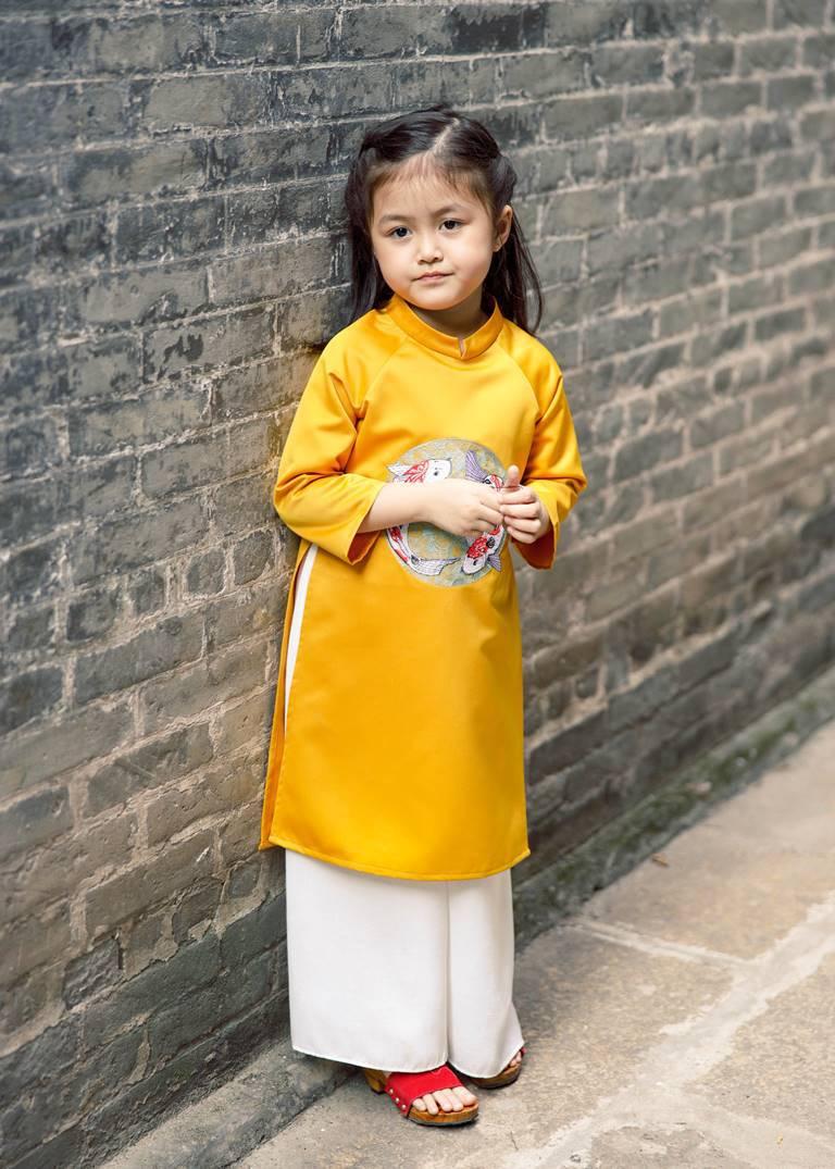 Áo dài truyền thống