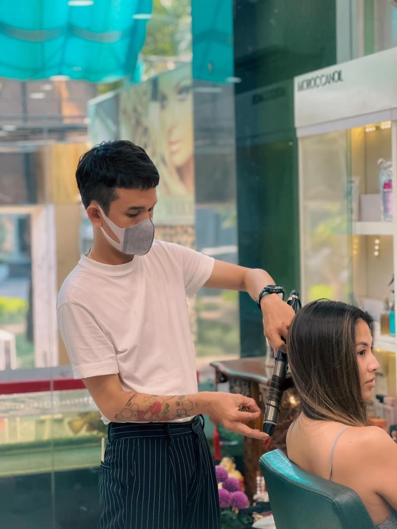 ART Salon Hair Nail Spa