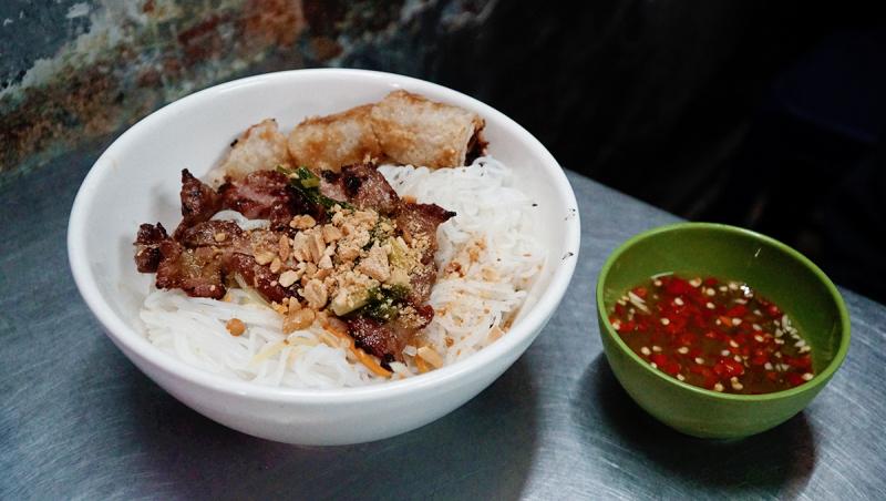 Bà Ngọc - Bún Thịt Nướng