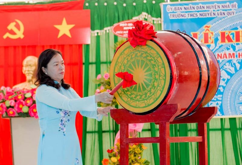 Tiếng trống trường