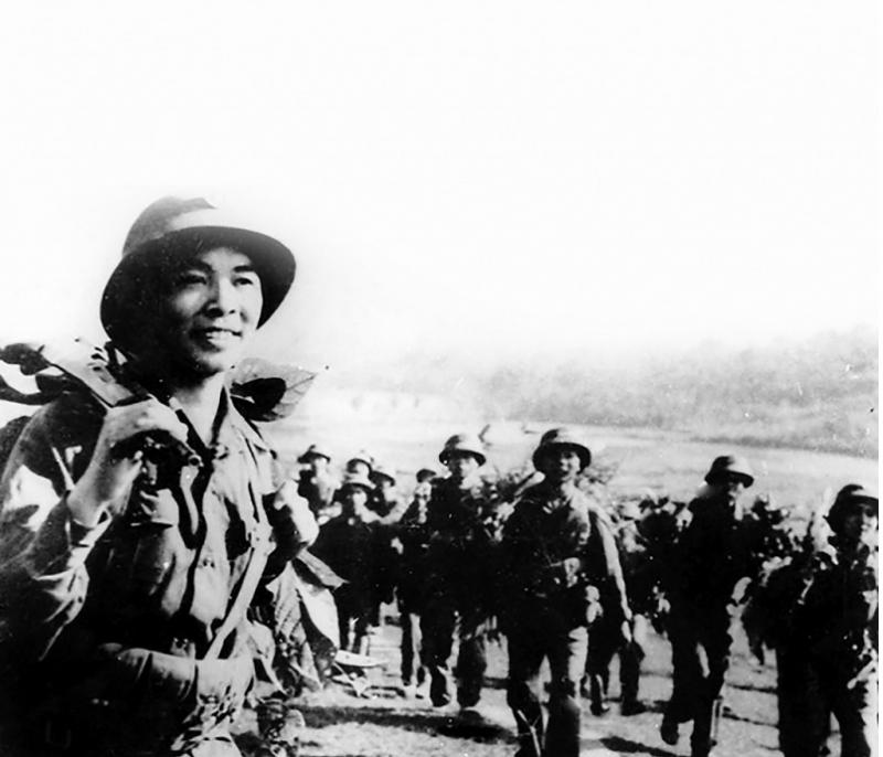 Bài văn phân tích hình tượng người lính số 1