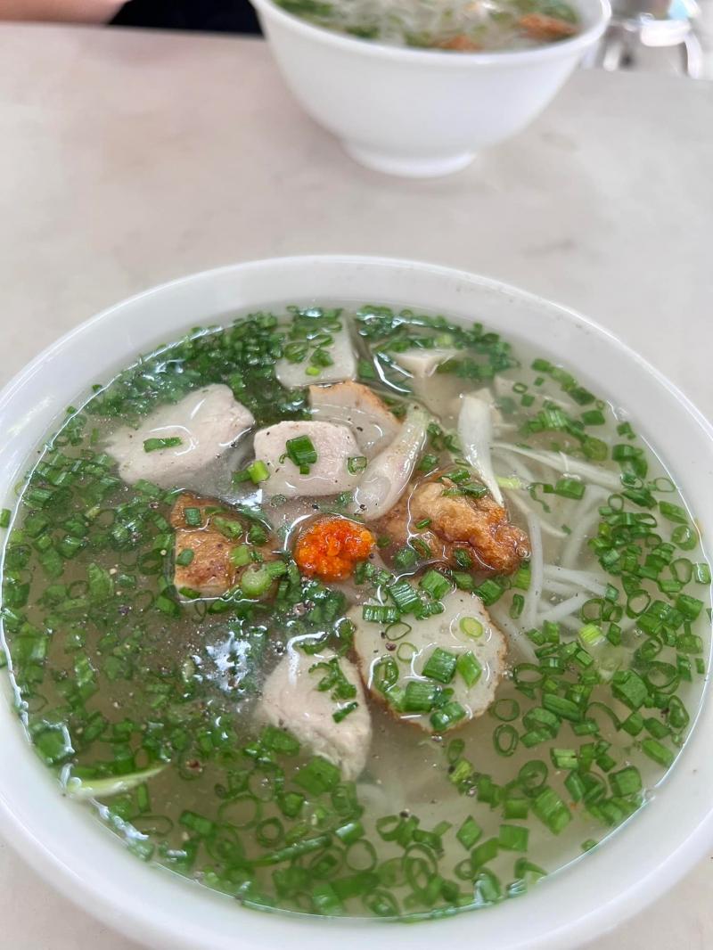 Bánh Canh Cô Hà