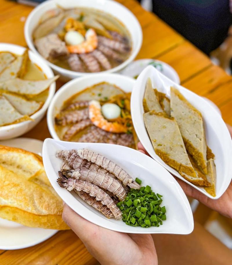 Bánh Canh Tôm Tít Thiên Ân