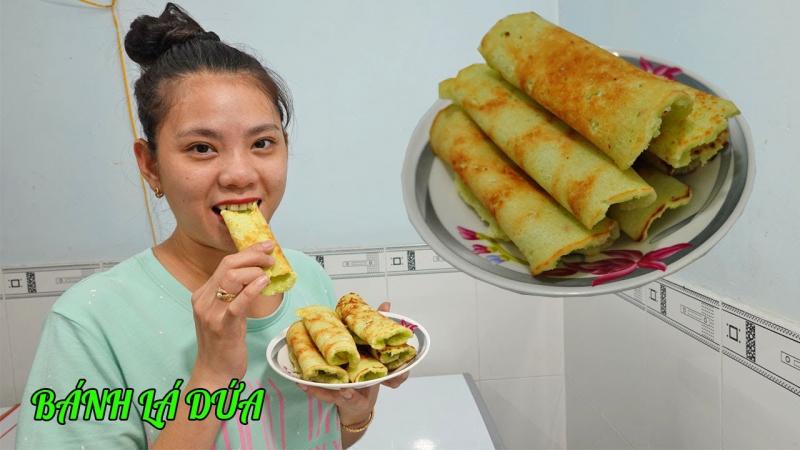 Bánh dừa lá dứa rán