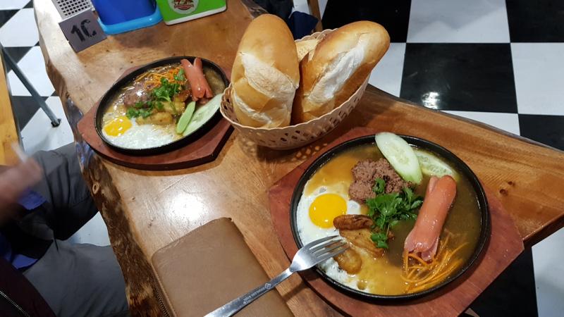 Bánh Mì Mr. Xoay
