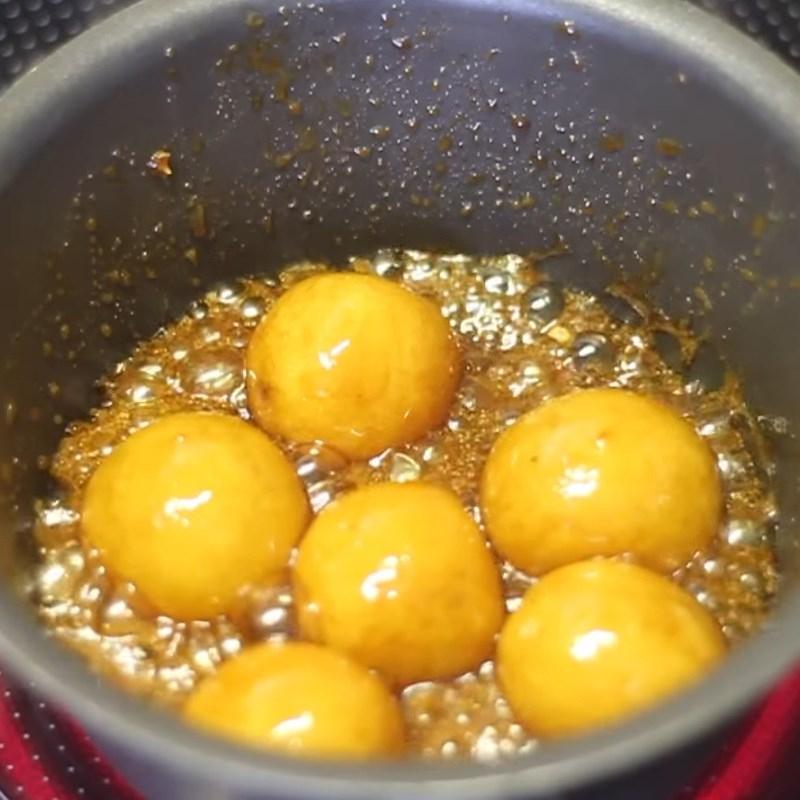 Bánh rán mật lúc lắc nhân đậu xanh dừa