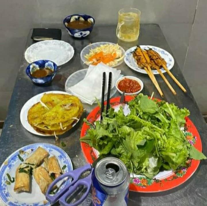 Bánh Xèo Sông Hoài - Cô Anh