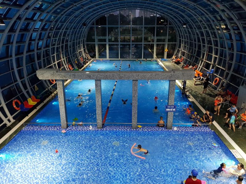Bể bơi bốn mùa - Việt Đức Complex