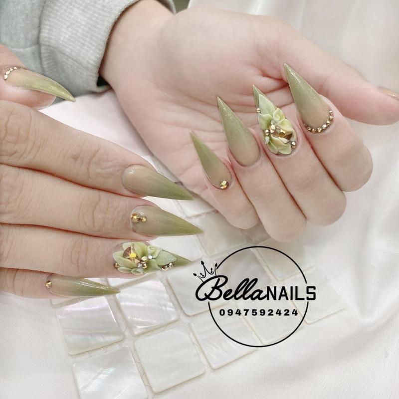 Bella Nail