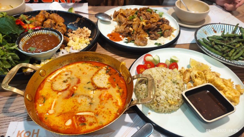 Bếp Thái Koh Yam - Vũ Phạm Hàm