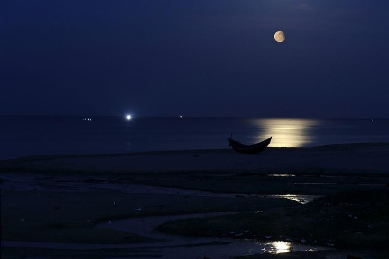 Chùm nhỏ thơ yêu - Chế Lan Viên