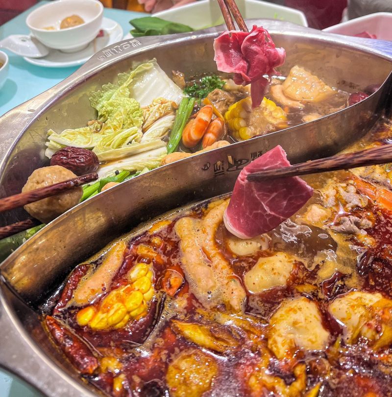 Bone & Pot Lẩu, Dimsum Hồng Kông