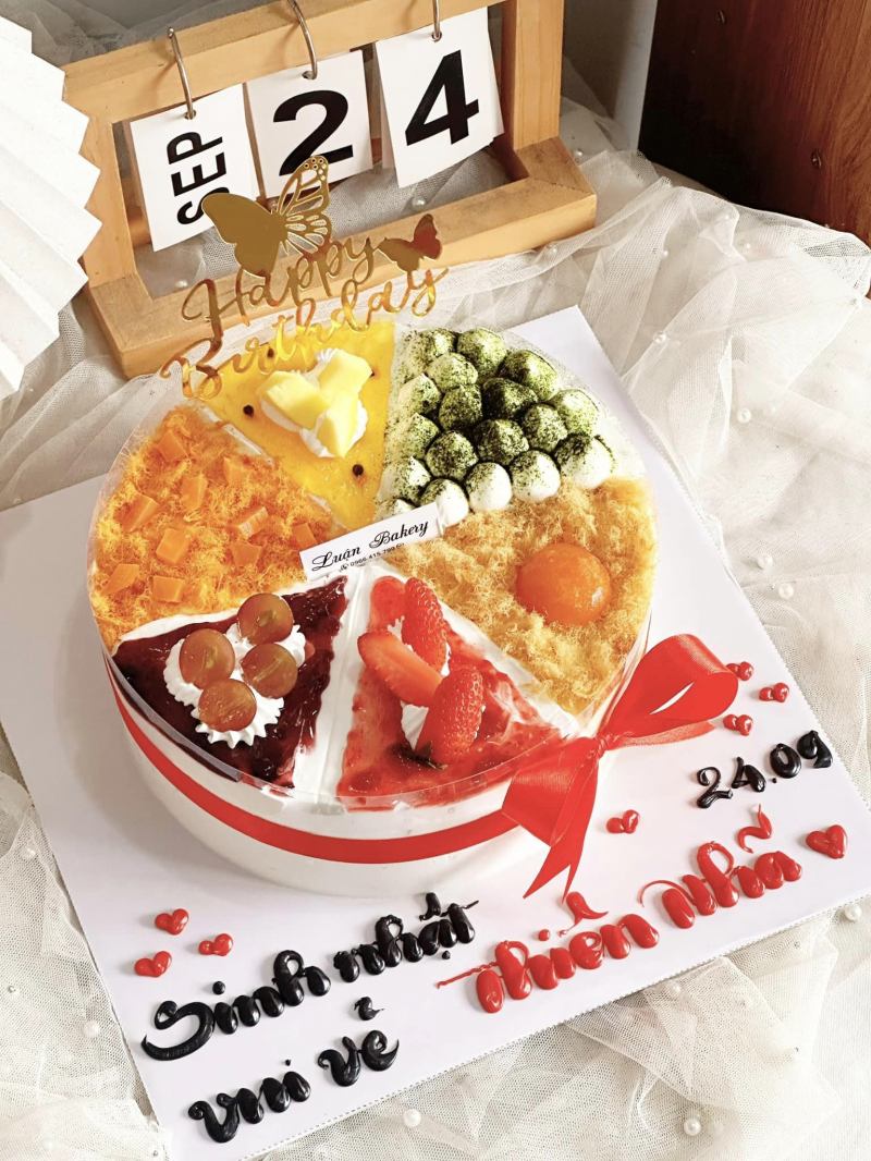 Luận Bakery