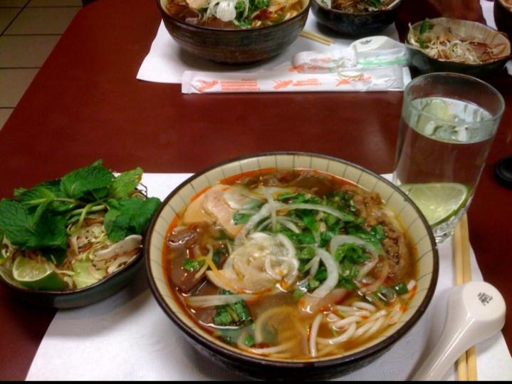 Bún bò Huế - Món ăn đặc trưng của Cố Đô