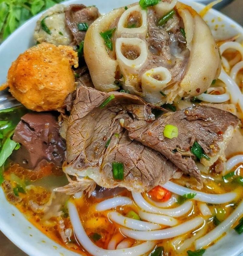 Bún bò Huế - Hằng Huế