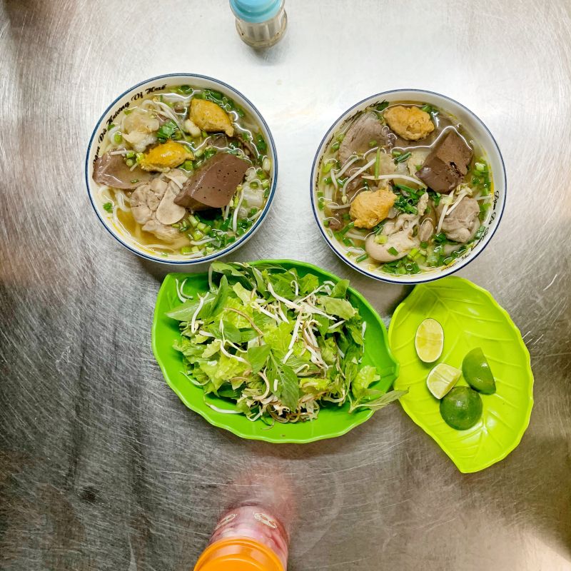 Bún bò Huế Huyền Anh 2