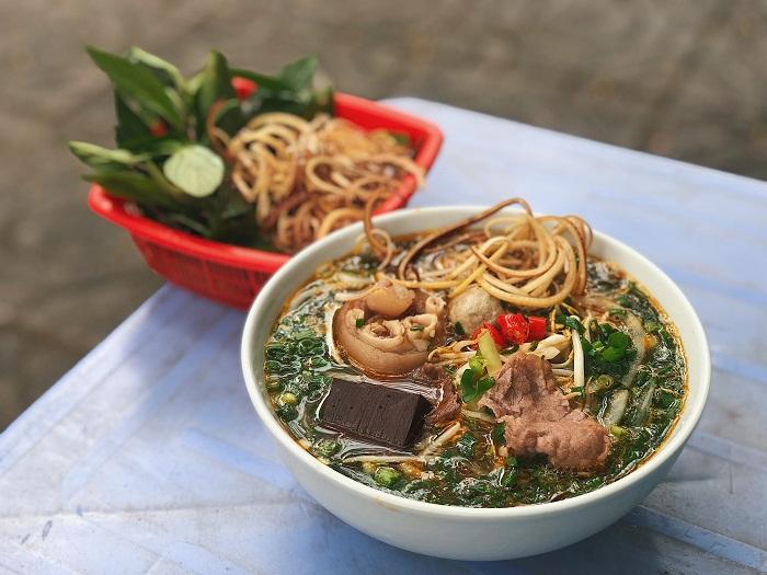 Bún Bò Huế Nhàn Lưu