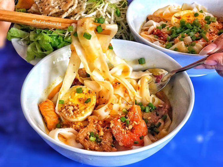 Một số địa chỉ có mì Quảng ngon là đường Trần Phú, khu Cẩm Hà, đường Thái Phiên.