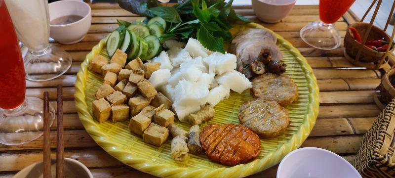 Bún đậu Mẹt Gánh