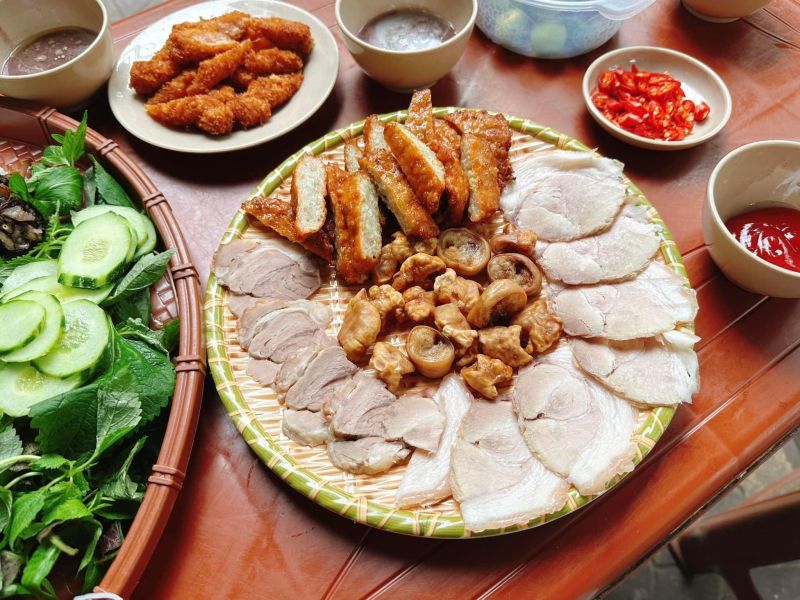 Bún Đậu Phố Cổ Hàng Khay