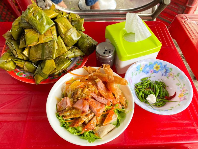 Bún Thịt Nướng - Nem Ninh Hoà Cô Phước