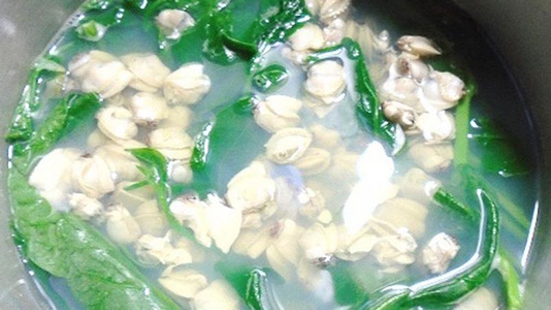 Cách nấu canh nghêu mồng tơi