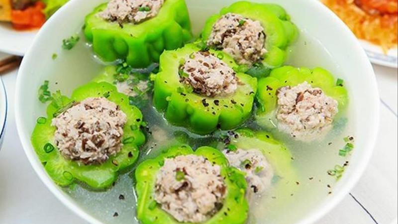 Canh mướp đắng nhồi thịt
