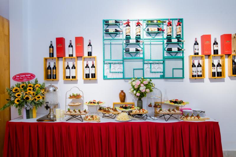 Cava - Fine wines & Spirits