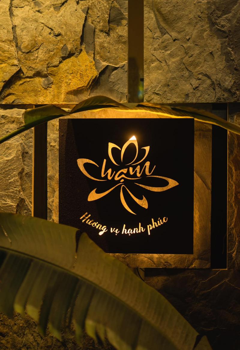 Chạm