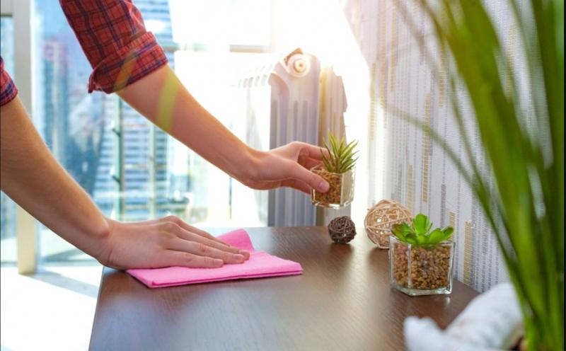 Dọn dẹp nhà cửa là một cách giảm buồn chán hiệu quả