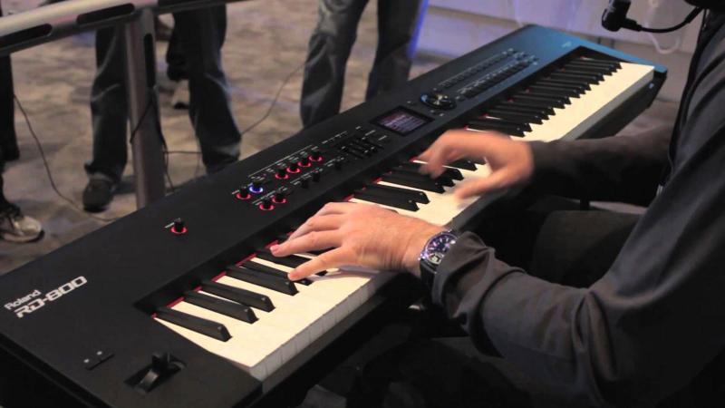 Chơi thử nhiều cây đàn piano khác nhau