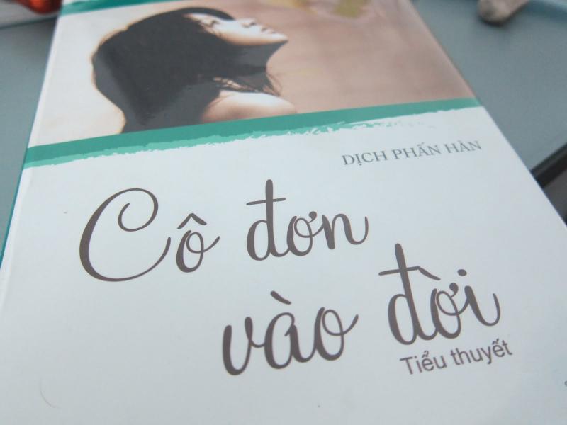 Cô đơn vào đời - Dịch Phấn hàn