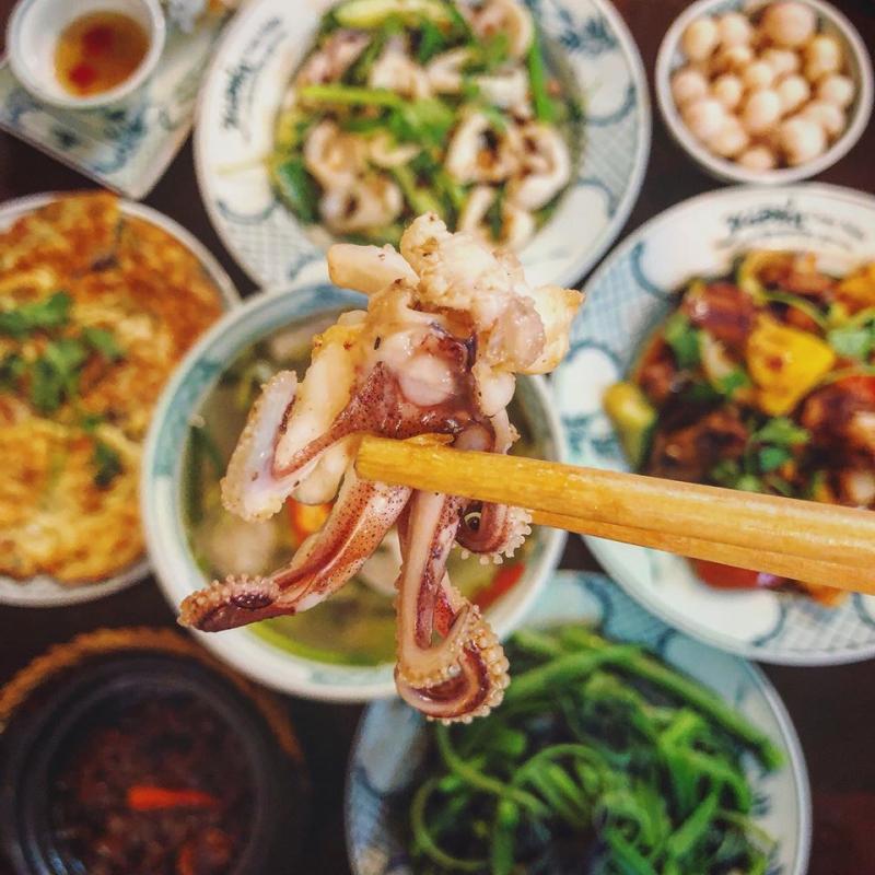 Cơm niêu 3 Cá Bống hấp dẫn người dùng