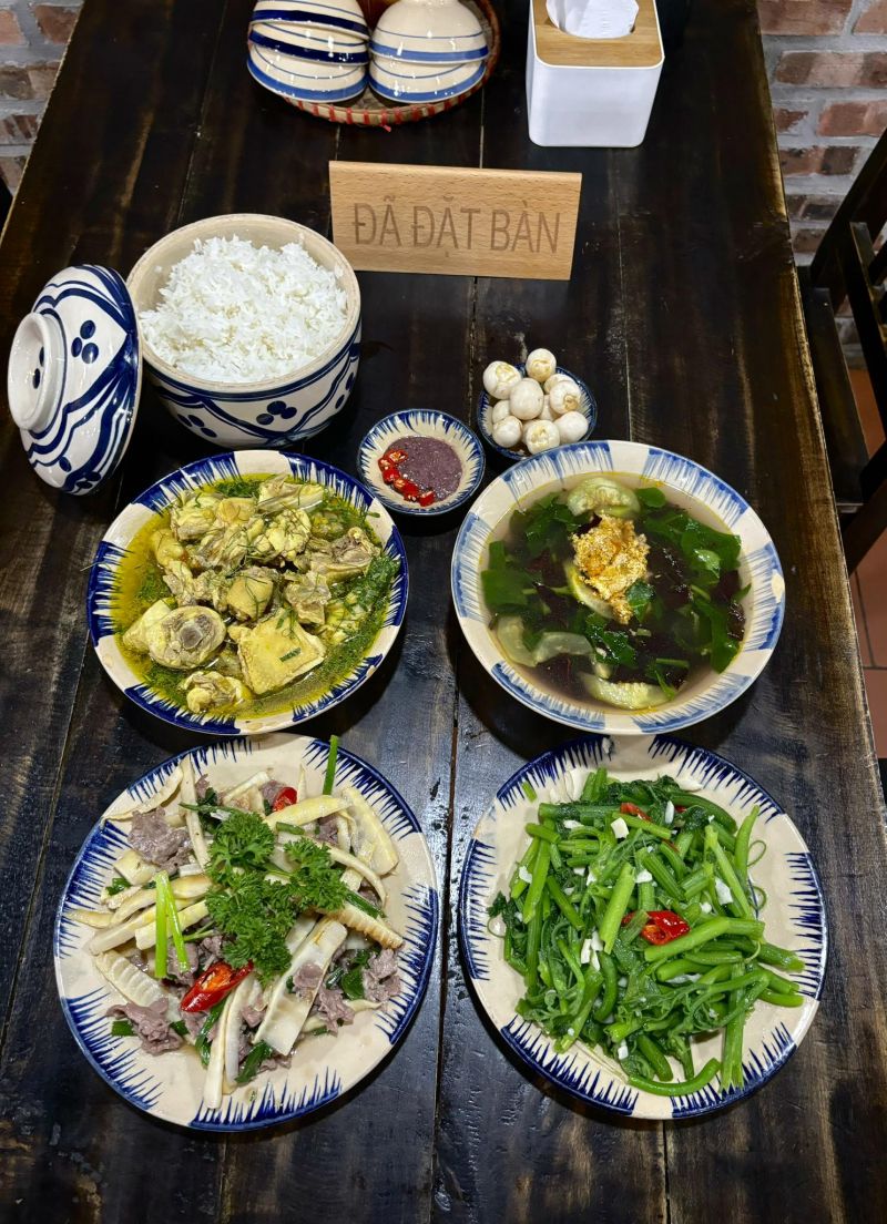 Cơm Quê Bà Ngoại