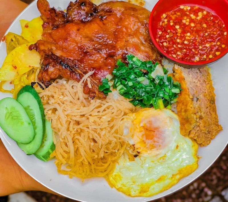 Cơm Tấm Hai Chị Em - Bà Ba Bà Tư