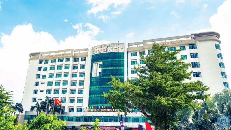 Trường Đại học Kinh tế - Luật