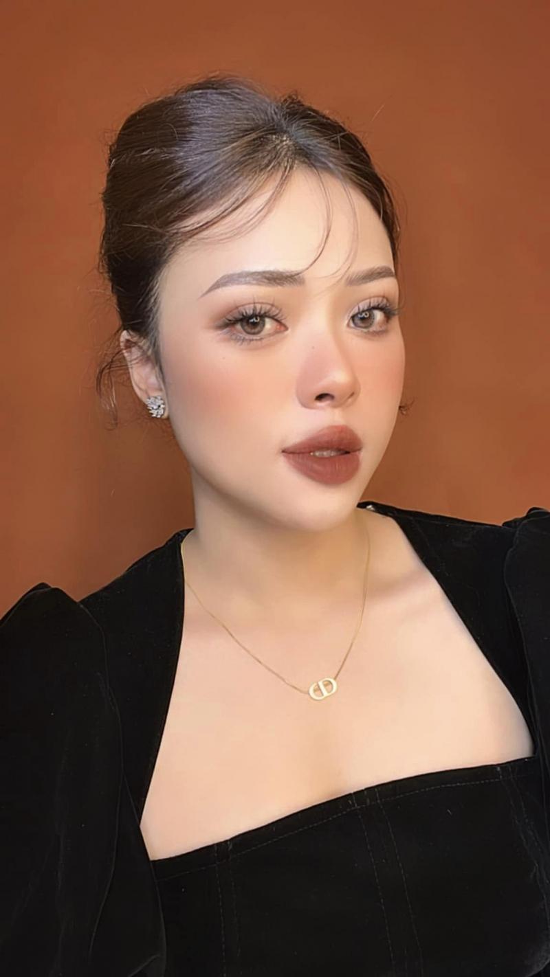 Đài Holy Makeup & Beauty